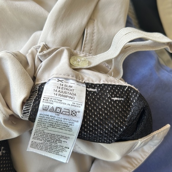 🌿Old navy boys 14 slim performance fabric uniform khakis, light stone🌿 - Picture 3 of 5